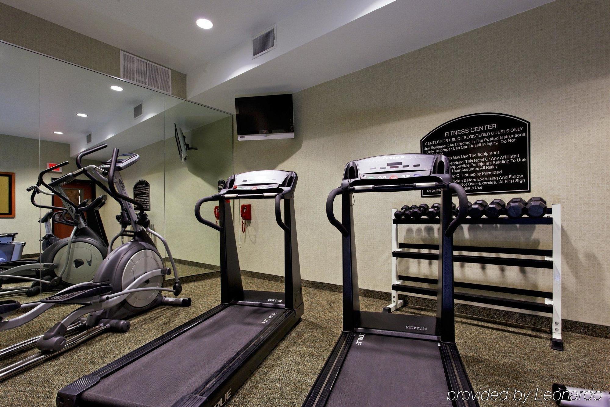 Holiday Inn Express Hotel & Suites Burleson - Fort Worth, An Ihg Hotel Einrichtungen foto